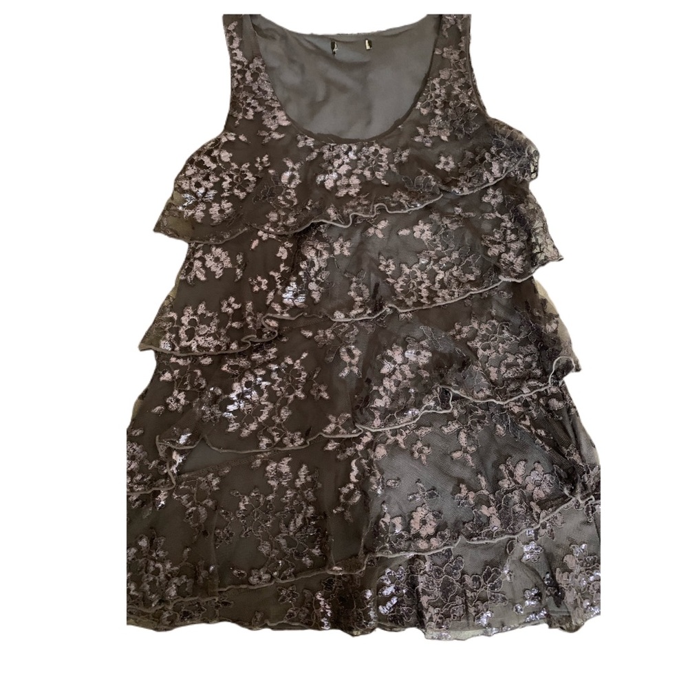 Sleeveless blouse